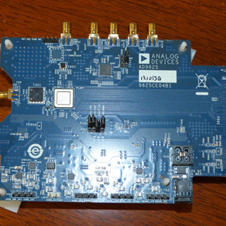 ADI、59dBのSNRと80dBc@1GHzのSFDRを実現した12ビット2GSps ADCを発表