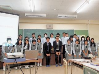 楽天、東京都立第四商業高等学校で初回講義を開講 - 2014年楽天IT学校