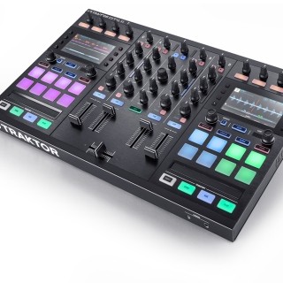 STEMS対応のオールインワンDJシステム「TRAKTOR KONTROL S5」発売