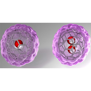 京大、フラーレンC70の内部に水の単分子と二量体を閉じ込めることに成功