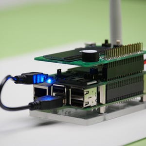 ラズパイと専用3G通信モジュールがセットになったIoTスターターキット