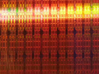 好調な世界半導体市場。2017年Q1は前年同期比12%増を達成 - VLSI Research