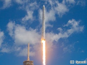 スペースX、最後の"新造"補給船を打ち上げ - ファルコン9ロケットも改良