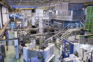 反物質の長期保存・輸送技術の開発を目指すCERN