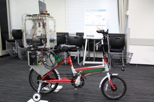 低速時でも倒れない自転車-ジャイロ制御による転倒防止システム