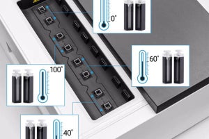 アジレント、複数の実験を同時に実行可能なUV-Vis分光光度計を発表