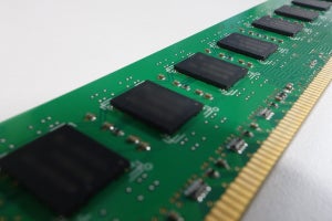 半導体材料輸出規制と東芝メモリの停電でDRAM/NAND価格はどうなる？