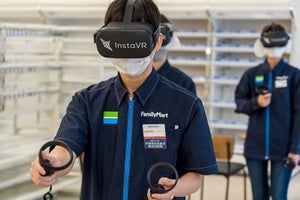 コンビニのオペレーション習得にVR、約60時間の教育時間削減