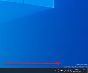 Windows 10デスクトップにバージョンとビルド番号を表示する方法