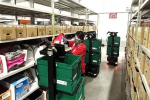 アスクル、自律走行ロボット34台本格稼働‐人員3割減・生産性1.8倍達成