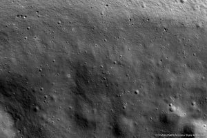 韓国の月探査機、月の永久影に覆われた領域を撮影 - NASA探査機の感度200倍