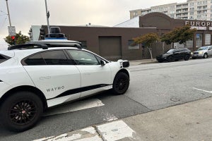 自動運転タクシーのWaymo、毎週の乗車回数が10万回に到達