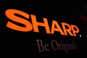 シャープ、カメラモジュール事業を鴻海子会社に譲渡