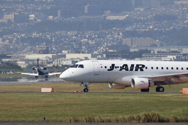 航空機の技術とメカニズムの裏側 第109回 航空機の航法と管制(7)管制のお仕事とは?