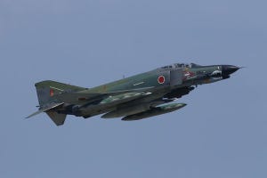 軍事とIT 第321回 自然災害時に活躍する偵察機に注目(2)専用偵察機と偵察ポッド