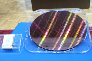 吉川明日論の半導体放談 第200回 IntelがサーバCPUを値下げ？ その背景を考える