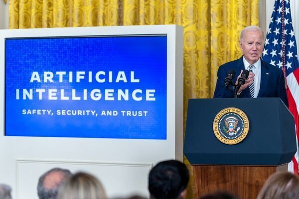 シリコンバレー101 第979回 米国の歴史を作ってきた「大統領令」で始まるAI規制